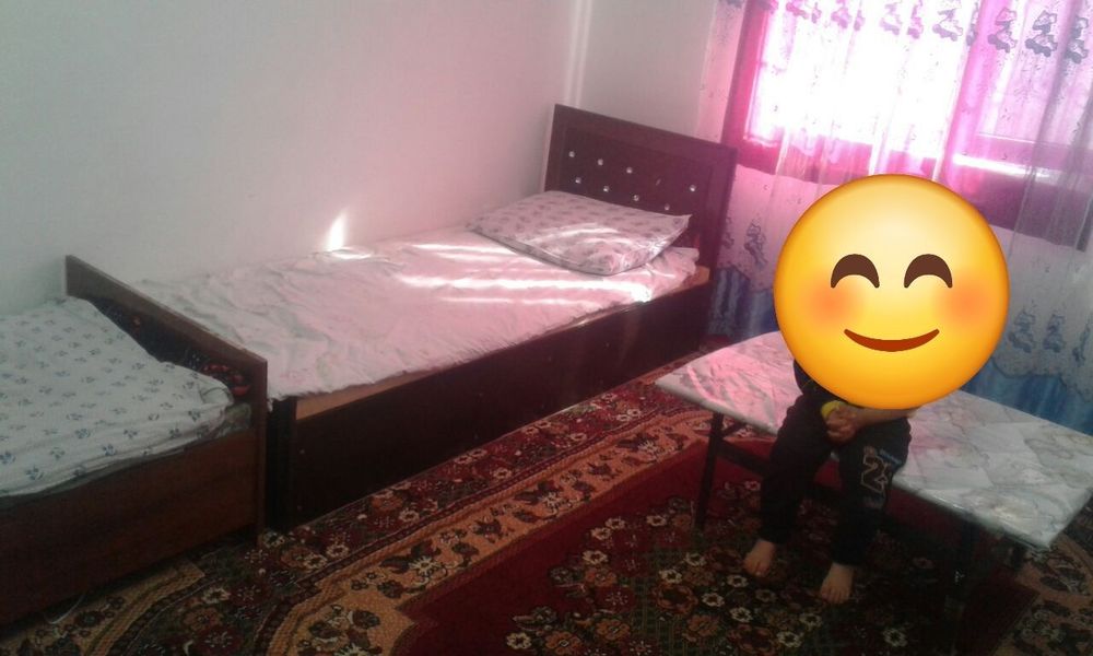 YU sotiladi 2sotix 3hona