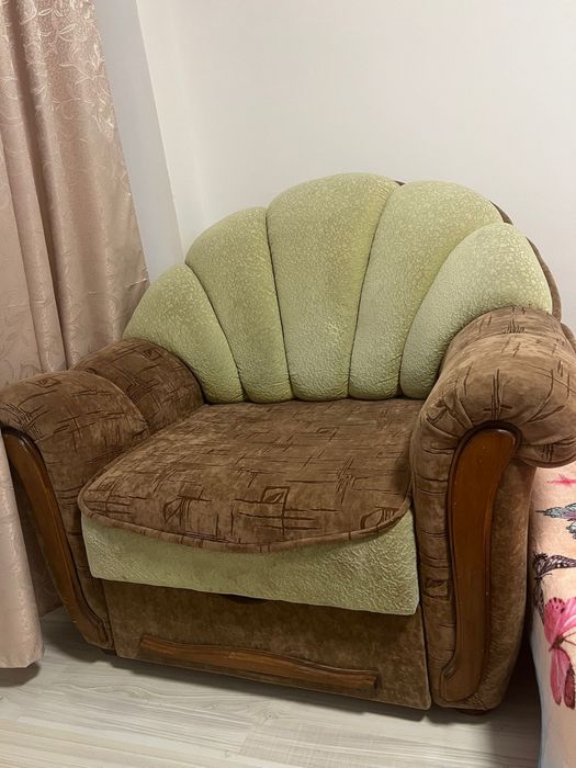 fotoliu extensibil, cu tapiţerie textilă maro