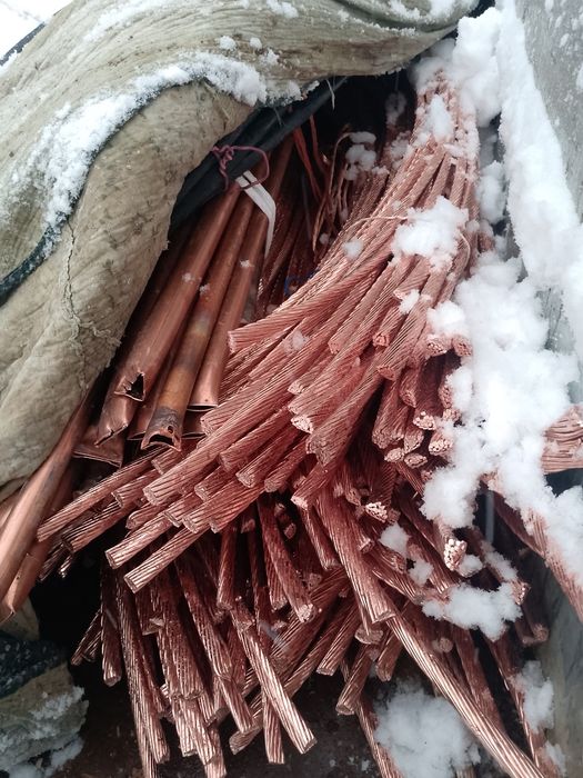 Kabel mis мис меднийь Рго каb Uz kabel Har xil turdagi.