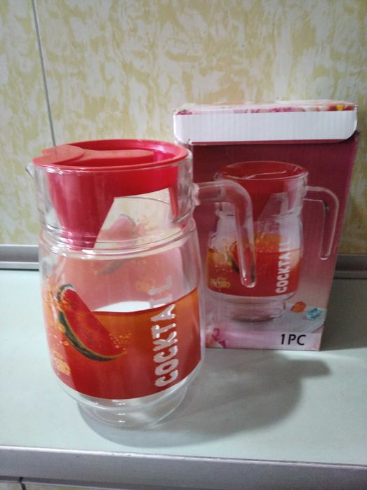 Графины разные, высокого качества для подарка.