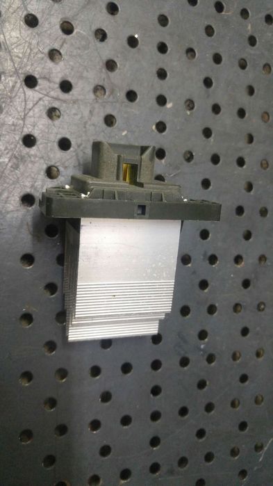 Rezistenta aeroterma kia ceed 2 jd