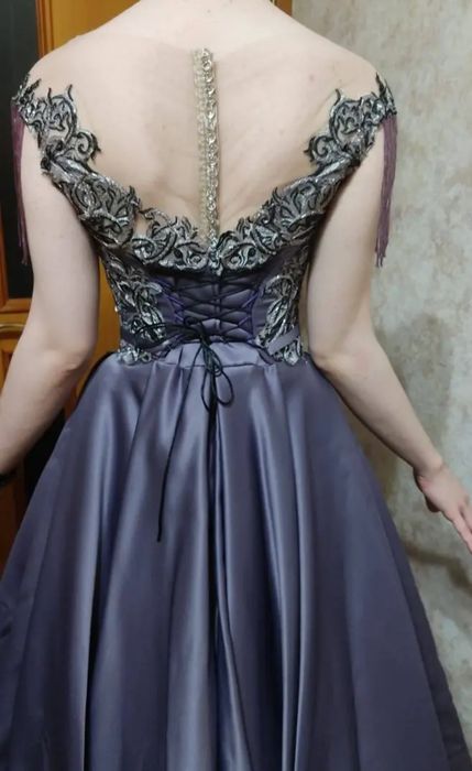 Продам вечернее платье