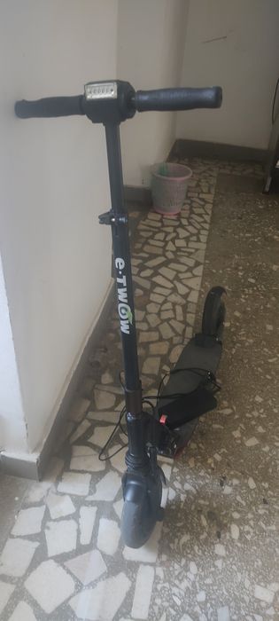 Vând Trotineta electrica E-TWOW