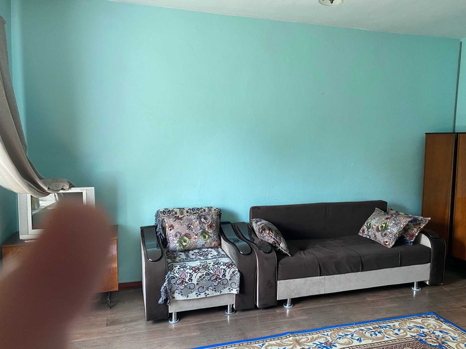 Продам кирпичный дом в самом центре