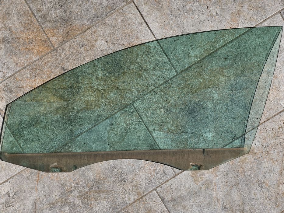 Sticla geam Passat B7 stg.fata+ Ornament usa fata