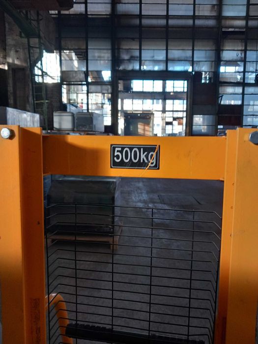 Transpalet manual cu catarg- Qtek 500 kg