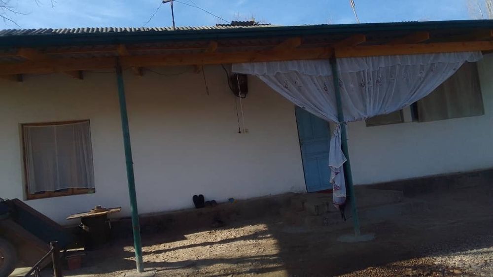 Үй сотилади 5 хонали 34 сотих