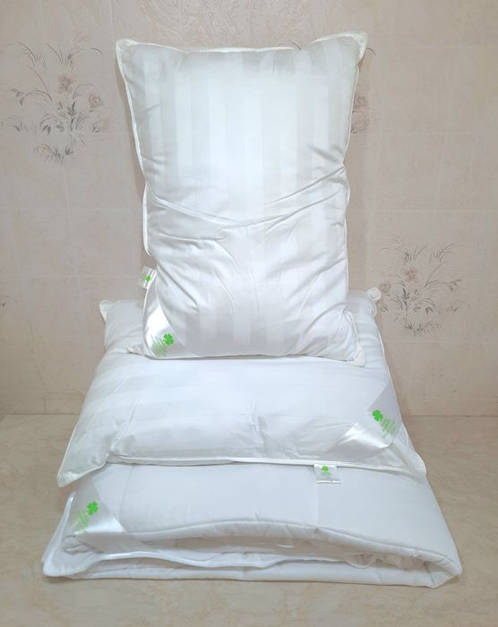 Комплект 2 подушки, одеяло