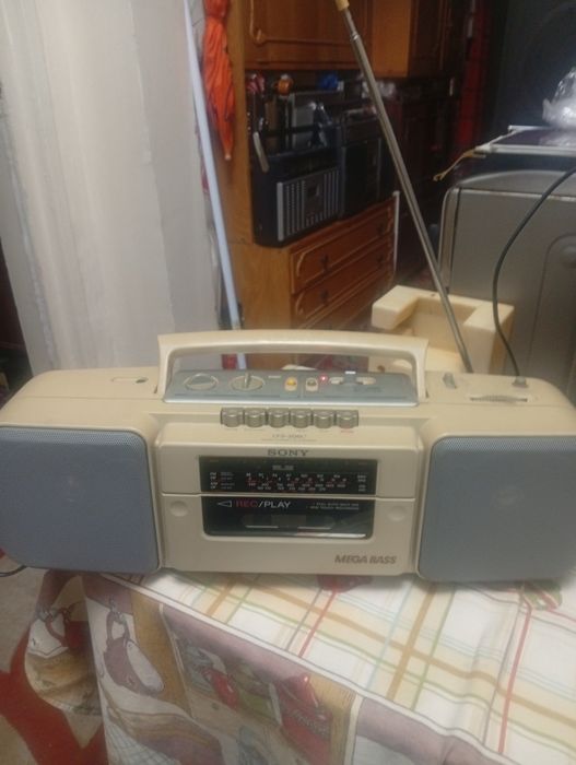 Radio caset Sony CFS 208L original