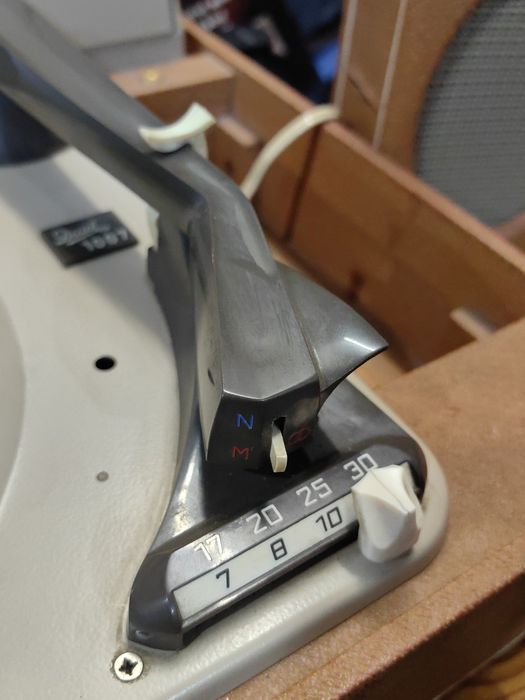 Лампов грамофон Schneider Cantate