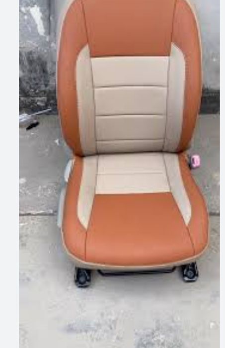 Претапициране на мото седалки