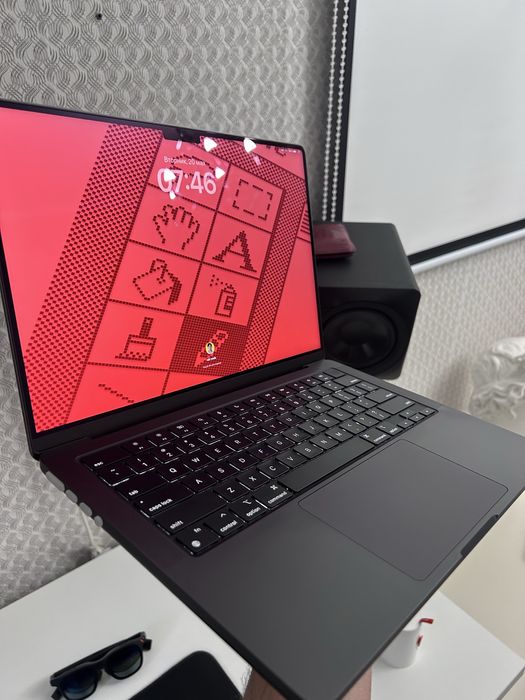 MacBook Pro 14 (M3 Pro, 18/512GB)