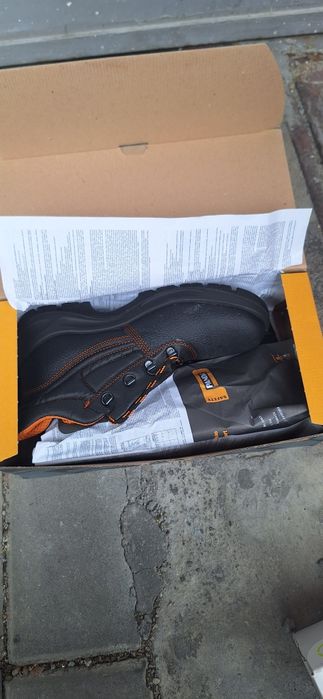 Мъжки работни обувки