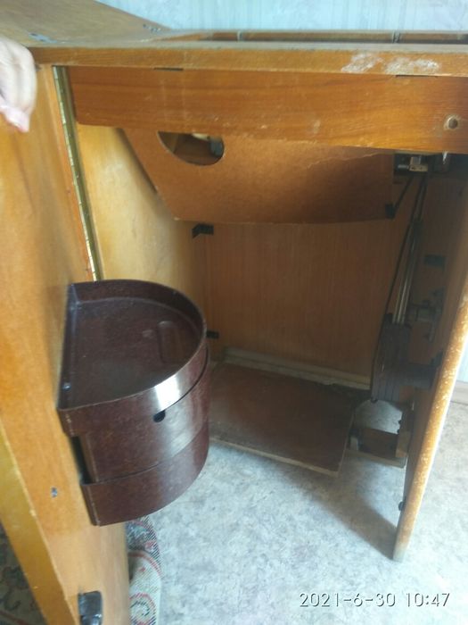Швейная машина чайка, ножной привод
