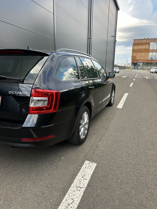 Skoda Octavia Style DSG ( PRET IN EURO )