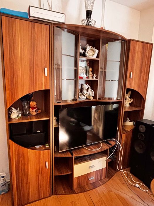 Dulap vitrina living