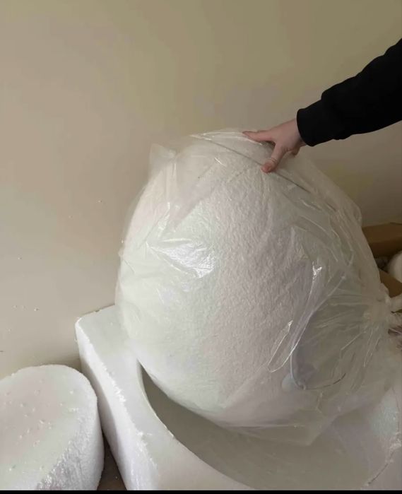 Продам стильную люстру новую