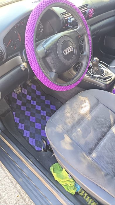 Audi a 4 b5 motor 1.6 benzina