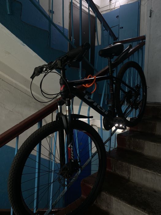 Велосипед VIQI черно красный