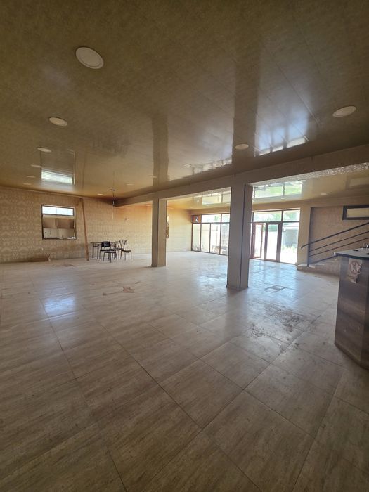 Срочно продаётся  9 соток угловой участок в центре Кибрая.