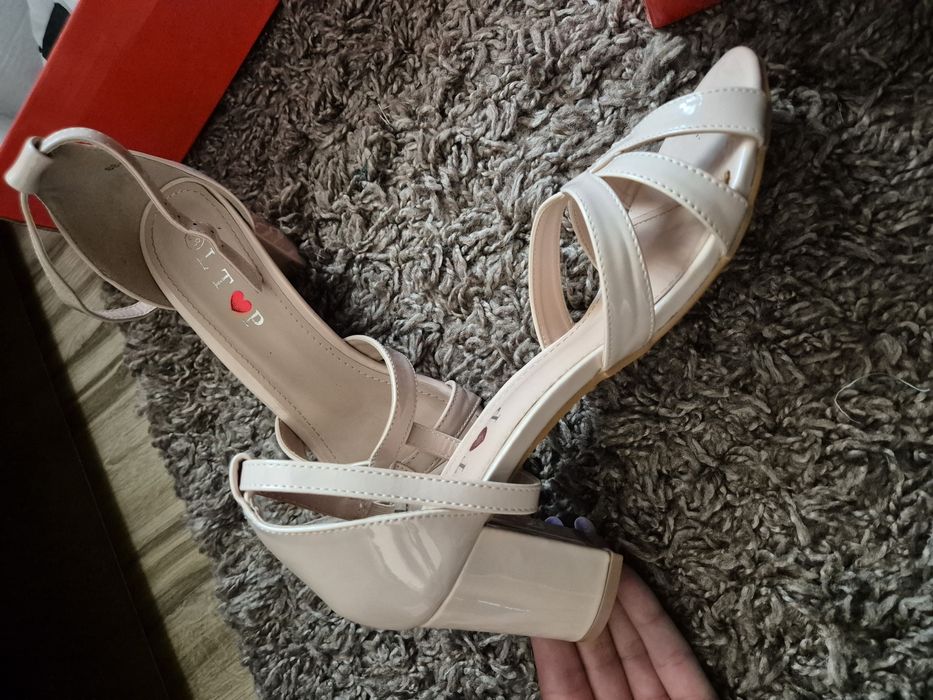 Sandale negre/crem toc gros