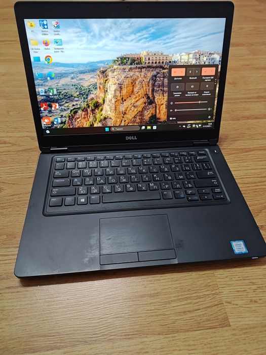 Лаптоп Dell latitude 5490