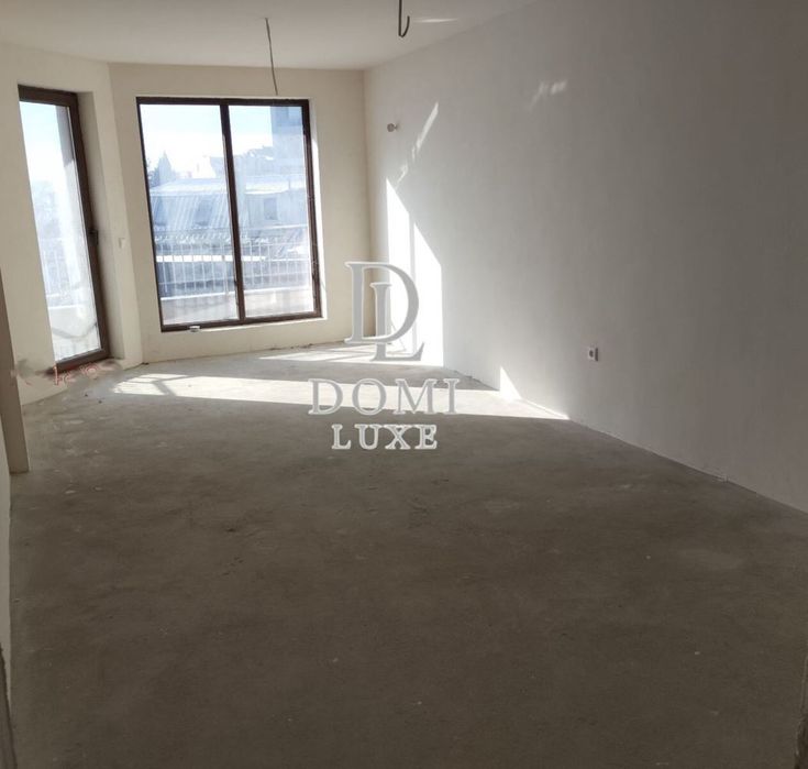 Продава се Двустаен апартамент в Варна, Колхозен пазар - 79 кв.м за 1056 €/кв.м - Снимка #1