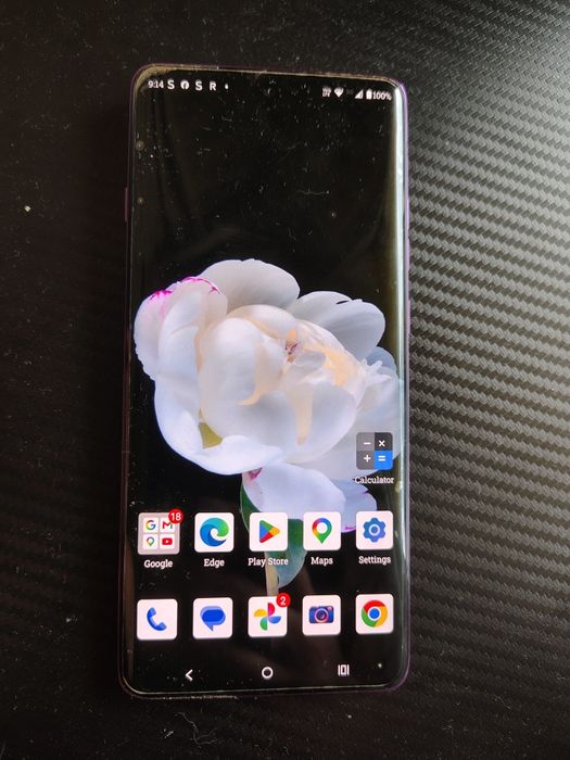 Продавам Motorola edge 60 pro 12GB RAM/512GB memory