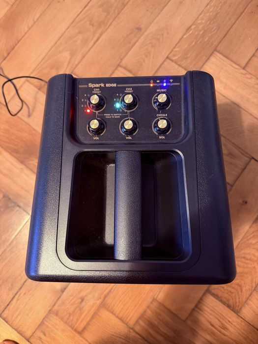Positive Grid Spark Edge 65W busking amp