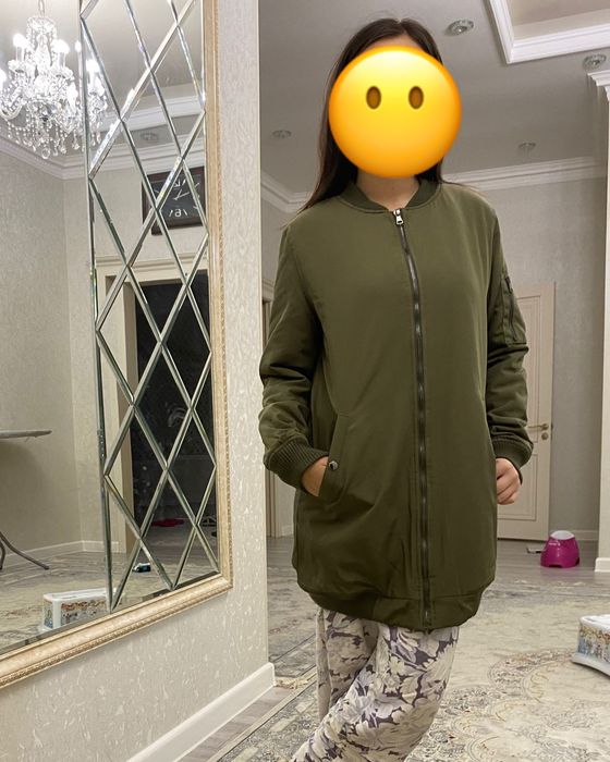Куртка от фирмы  Bershka.