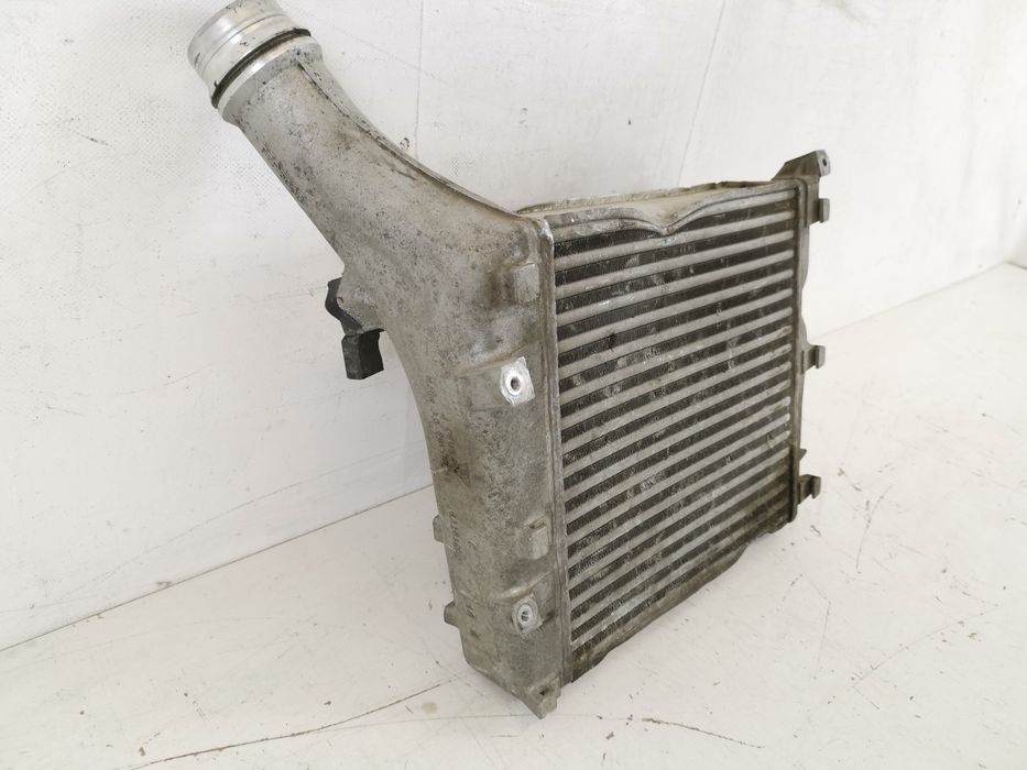 Intercooler Radiator Porsche  Cayenne 958 2010 2011 2012 2013 2014 Ori