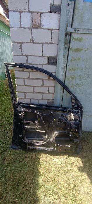 Продам дверь на автомобиль прадо 120