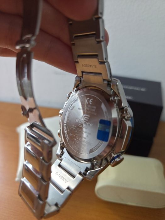 Vand ceas Casio Edifice