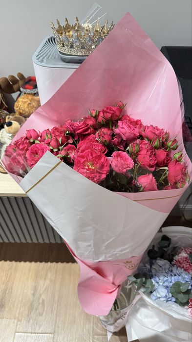 СВЕЖИЕ ЦВЕТЫ!!! Продам срочно