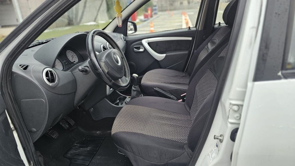 Dacia Sandero 2011 euro 5 model full