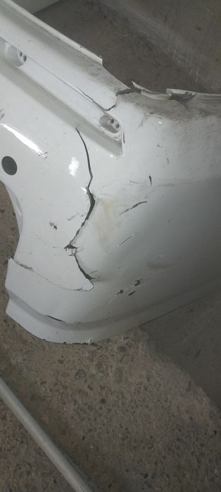 Задний бампер JAC M4 б/у