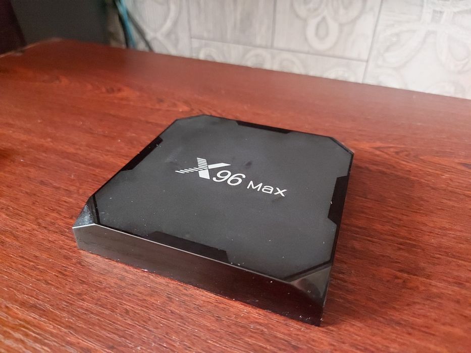 X96MAX смарт приставка