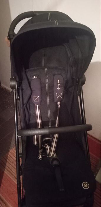 Vand carucioare copii