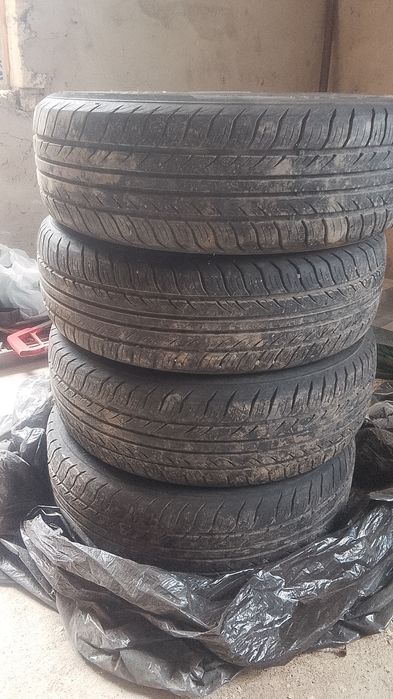 Продам шины летние на 15
