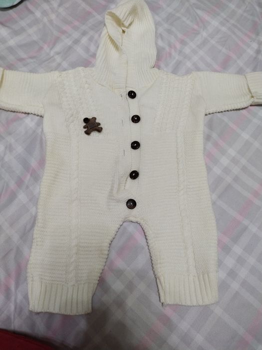 Продаются комбинезоны