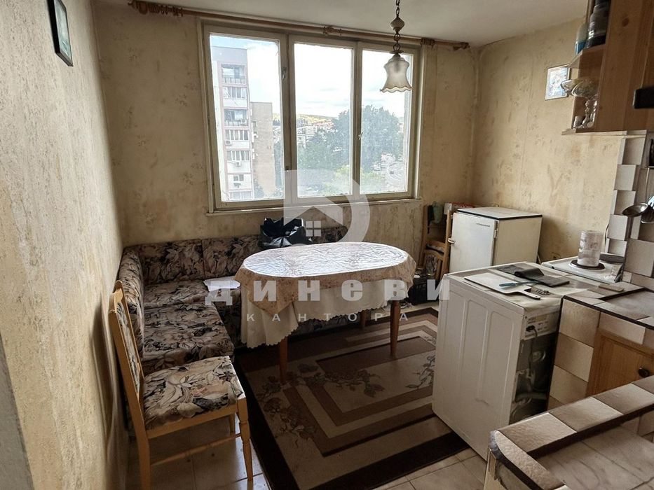 Продава се Четиристаен апартамент в Стара Загора, Три чучура - юг - 74 кв.м за 1026 €/кв.м - Снимка #6