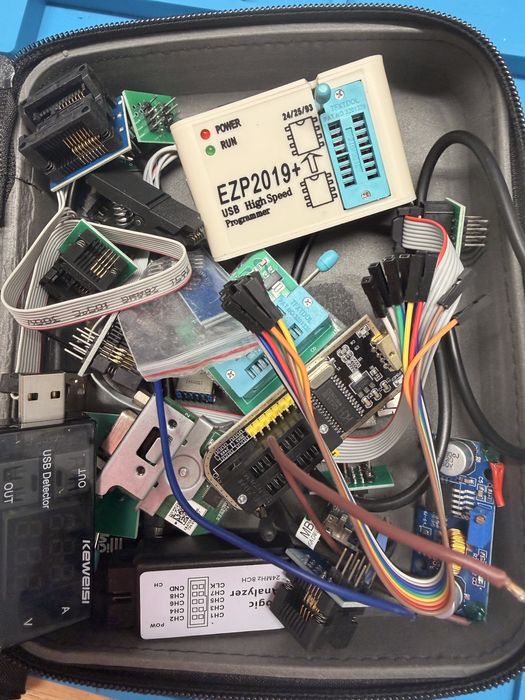Programator EEPROM