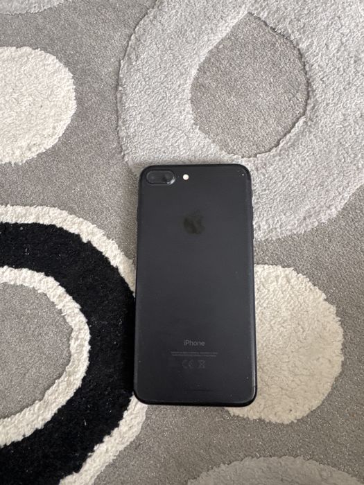 Айфон 7 + без коробки