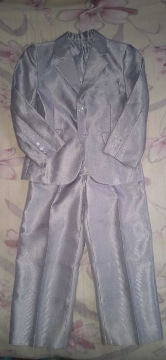 Костюм тройка рост 122