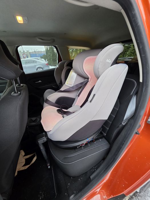 Vand scaun auto isofix i-Spin Joie 360 pt copii 0 - 18kg in stare exce