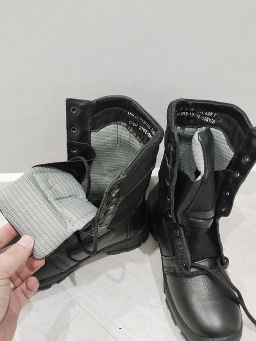 Продам берцы,дими сезон,38 размер