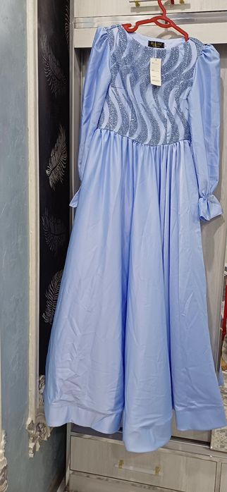 Вечерний куйлак  янги кийилмаган