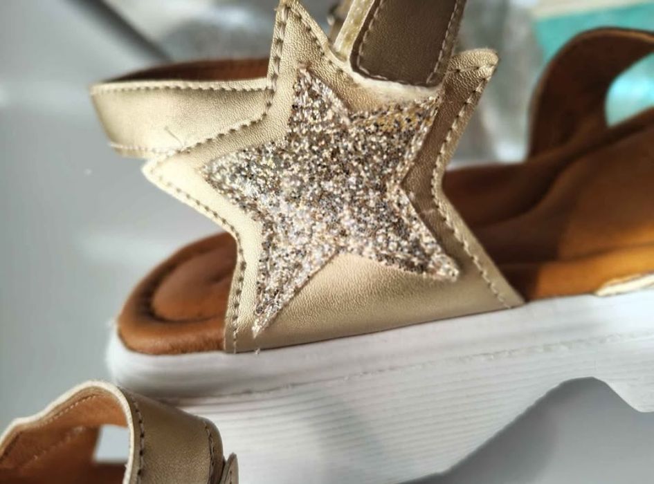 Детски сандали от естествена кожа