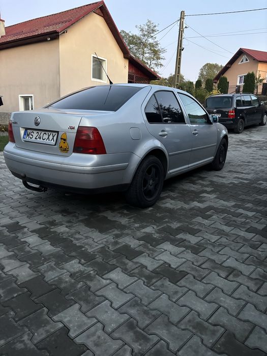 VOLKSWAGEN Bora 2000 — imagine 3