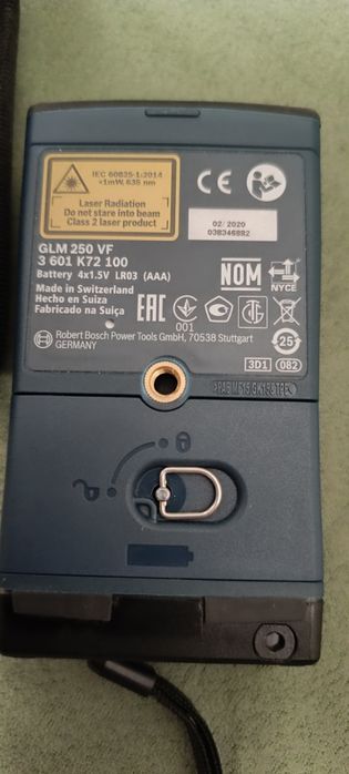 Лазерна ролетка BOSCH GLM 250 VF